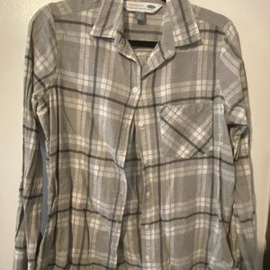 Size medium, multiple shades of grey button up.